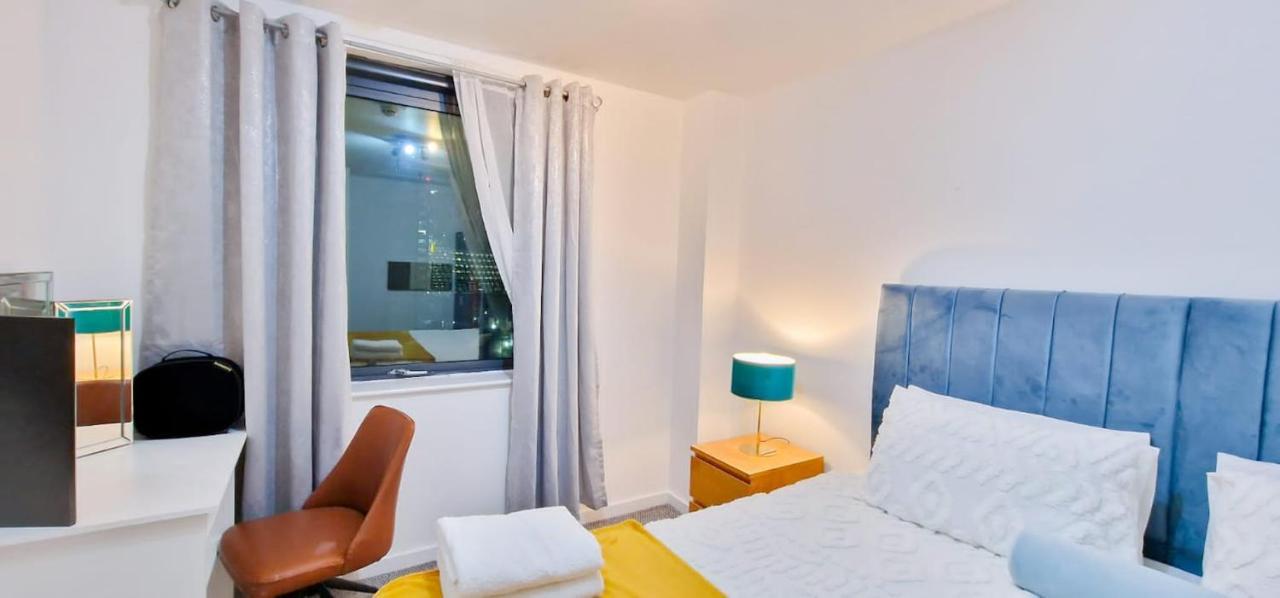 Lovely 2-Bedroom Apartment, Free Parking Манчестер Экстерьер фото